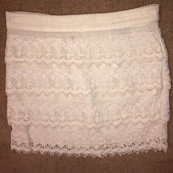 American Eagle skirt - Picture 2 of 2